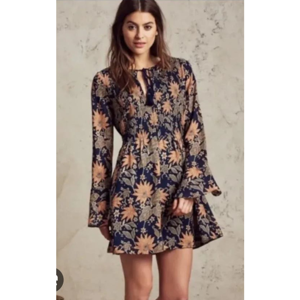 Revolve Tularosa Sz XS Himalayan Blue Floral Boho Flared Sleeve‎ Mini Dress